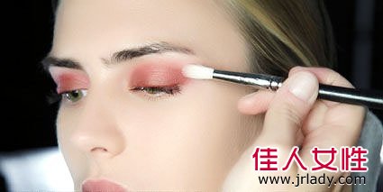 夏日彩妝