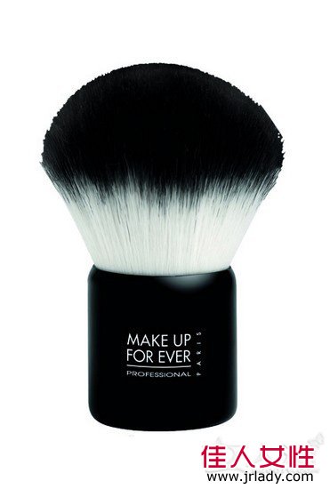 Make Up For Ever 清晰無痕蜜粉刷 390元