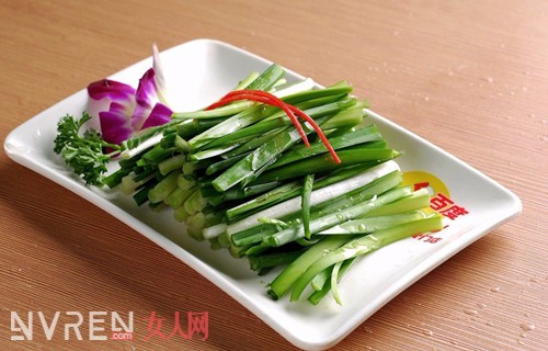多吃粗纖維食物_牙齒刷不白怎麼辦 五中食物讓你盡顯牙齒美白
