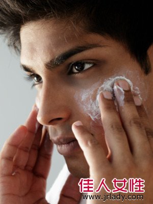男士夜間肌膚護理方法