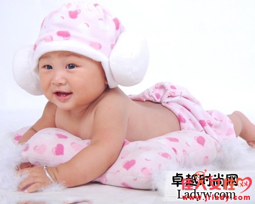 給寶寶拍照技巧 輕松抓住寶寶可愛瞬間