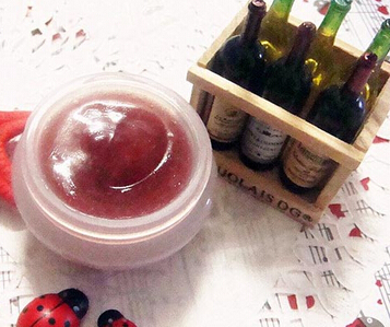 自制紅酒面膜 讓肌膚光滑如新 自制紅酒面膜 讓肌膚光滑如新