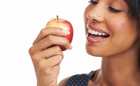 蘋果的營養價值 吃蘋果的好處 蘋果的做法大全