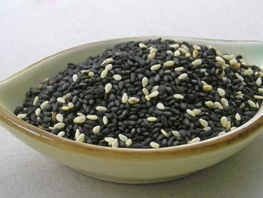 去黑眼圈吃什麼好? 去黑眼圈吃什麼食物好?
