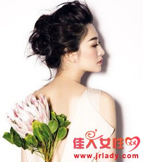 蓬松的盤發 蓬松的盤發