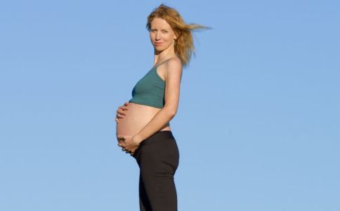 女人孕期可以運動嗎 女人孕期的運動方法有哪些 孕期運動該註意什麼
