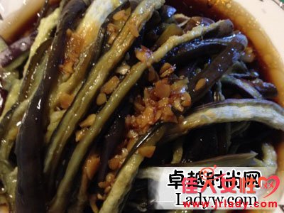 春季減肥吃蒸茄子