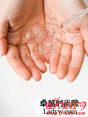 秋季寶寶腹瀉怎麼辦 五步教你處理腹瀉問題