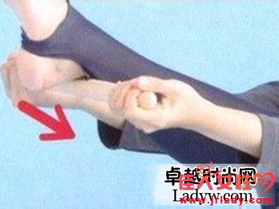 最有效搟面杖瘦小腿方法分享 修長美腿打造氣質女神