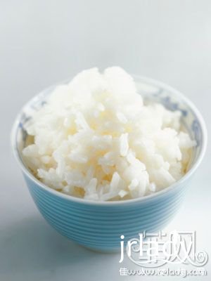 揭秘：米飯怎麼吃能控糖防衰老