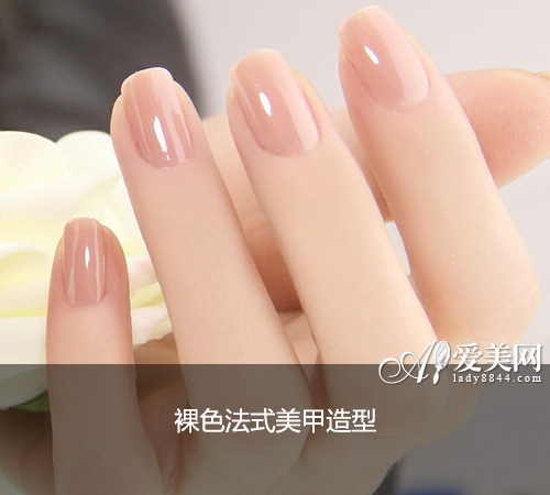 美甲海報大誘惑 七種不撞款美甲造型參考