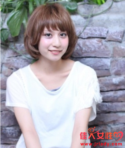 大臉女生適合的短發 擊潰大臉有絕招