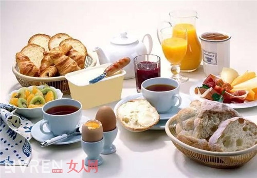 上班族每天吃幾頓飯適合_上班族怎麼吃健康 如何安排一日三餐 上班族每天吃幾頓飯適合_上班族怎麼吃健康 如何安排一日三餐