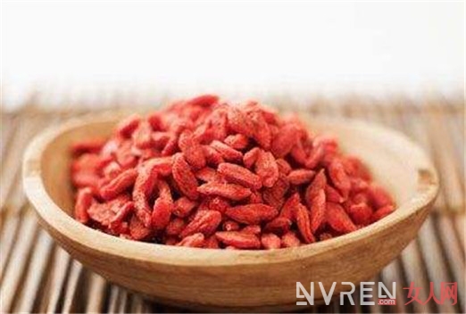 枸杞_養生之道!吃瞭變年輕的十大防老抗衰必備藥材
