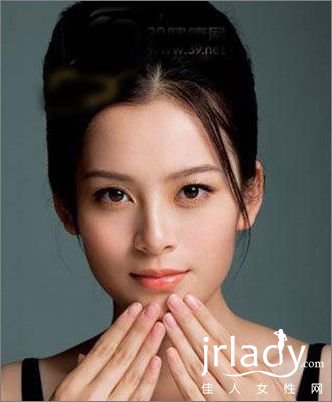 日本電視狂薦的雙下巴運動 挽救餅臉妹 日本電視狂薦的雙下巴運動 挽救餅臉妹