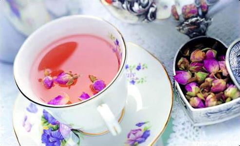 5種花茶幫你緩解痛經