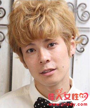 男生紋理燙發型圖 韓國歐巴即視感