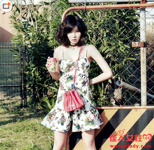 韓國明星夏季時尚街拍 狂野小女人味走俏