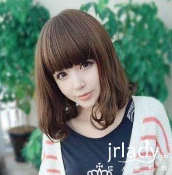 中短發發型清新甜美短發梨花燙發