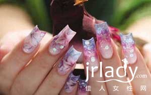 華麗麗的水晶美甲——八步驟