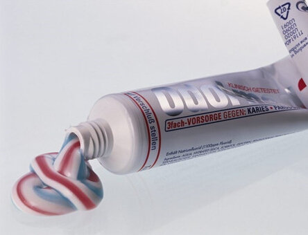 牙膏洗臉可以祛斑嗎?