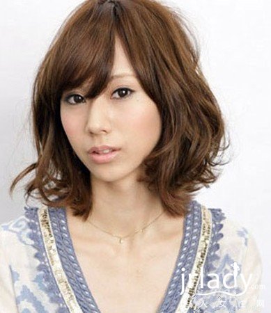 2013最新內扣修顏梨花頭 打造小女人優雅韻味