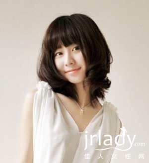 2013時尚女生短發發型 增加異性緣