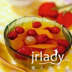 調理女性月經 四款補血潤膚食譜