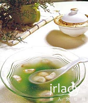 調理女性月經 四款補血潤膚食譜