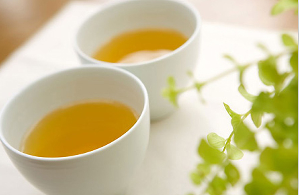 最有效的美白小偏方推薦 茶葉水洗美白祛斑延緩衰老