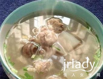 養胃美食: 瘦肉蘑菇湯